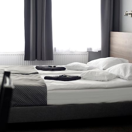 Hostel Helios Września Kültér fotó