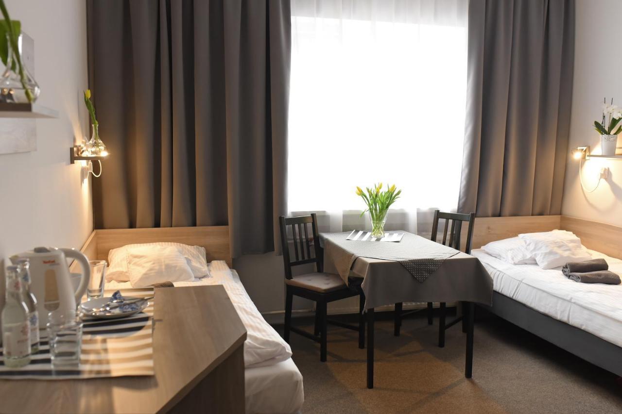 Hostel Helios Września Kültér fotó